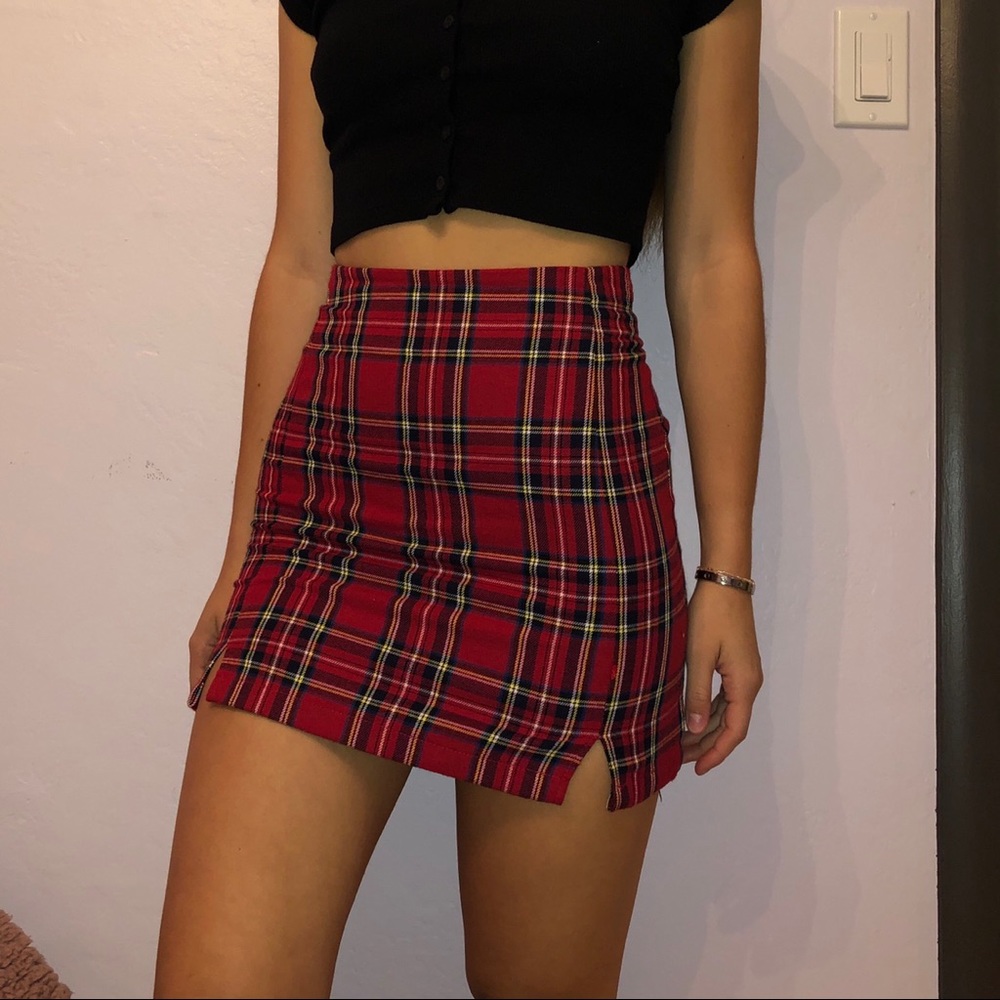 (Sold on mercari) Brandy Melville Plaid Mini skirt